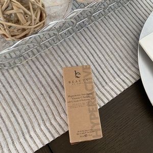 NIB Beauty By Earth HyperActive Anti-Aging Vitamin C Serum Face Facial 1 fl.oz